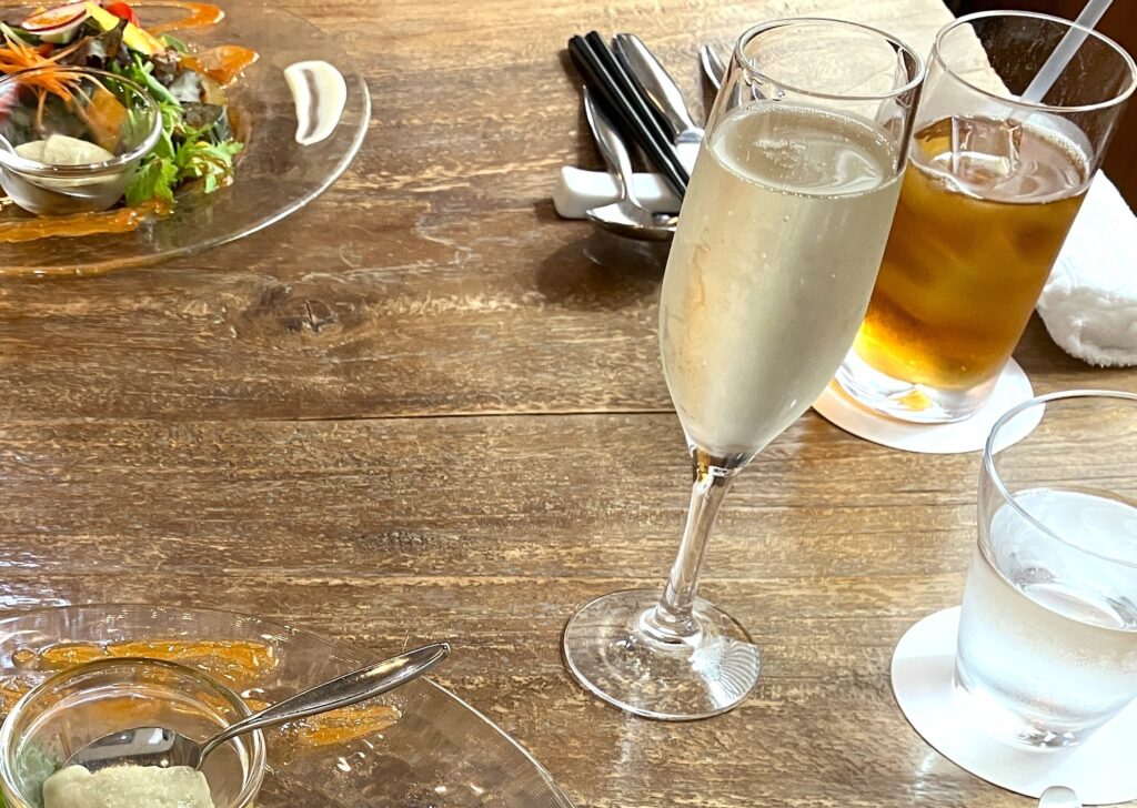 ノンアルコールワイン｜「野菜レストランさいとう」で地場野菜ランチコースを！【菊名ランチ】