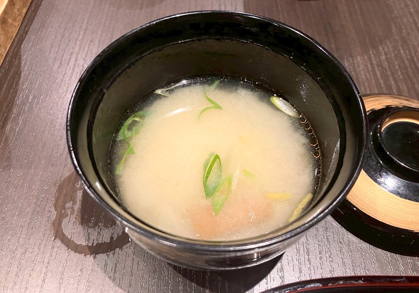 水の音の夕食・椀物(炙り焼きコースの一品)